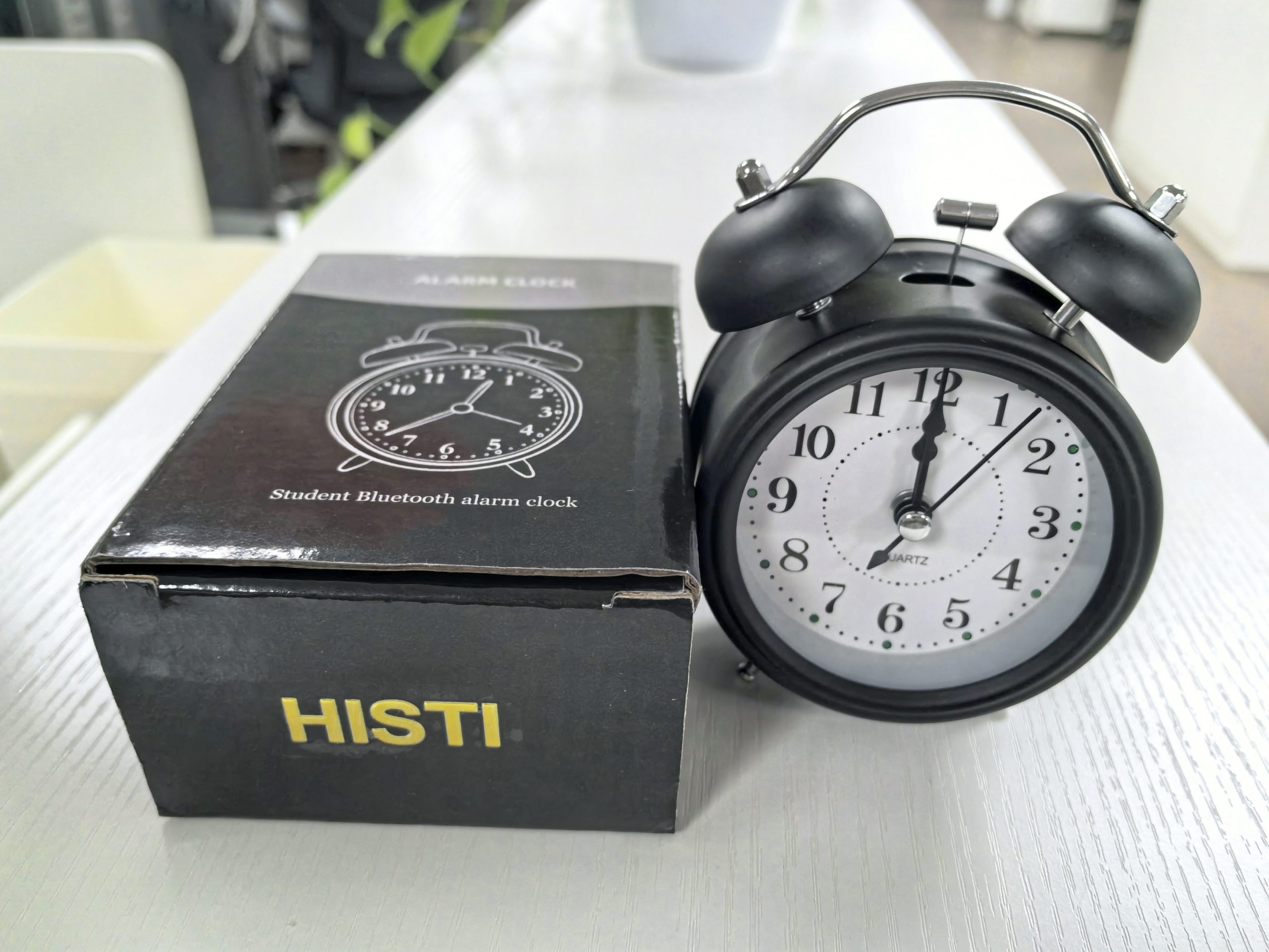 HISTI Small Clocks Twin Bell Loud Alarm Clock Metal Frame 3D Dial with Backlight Battery Operate Desk Table Alarm - Image 6